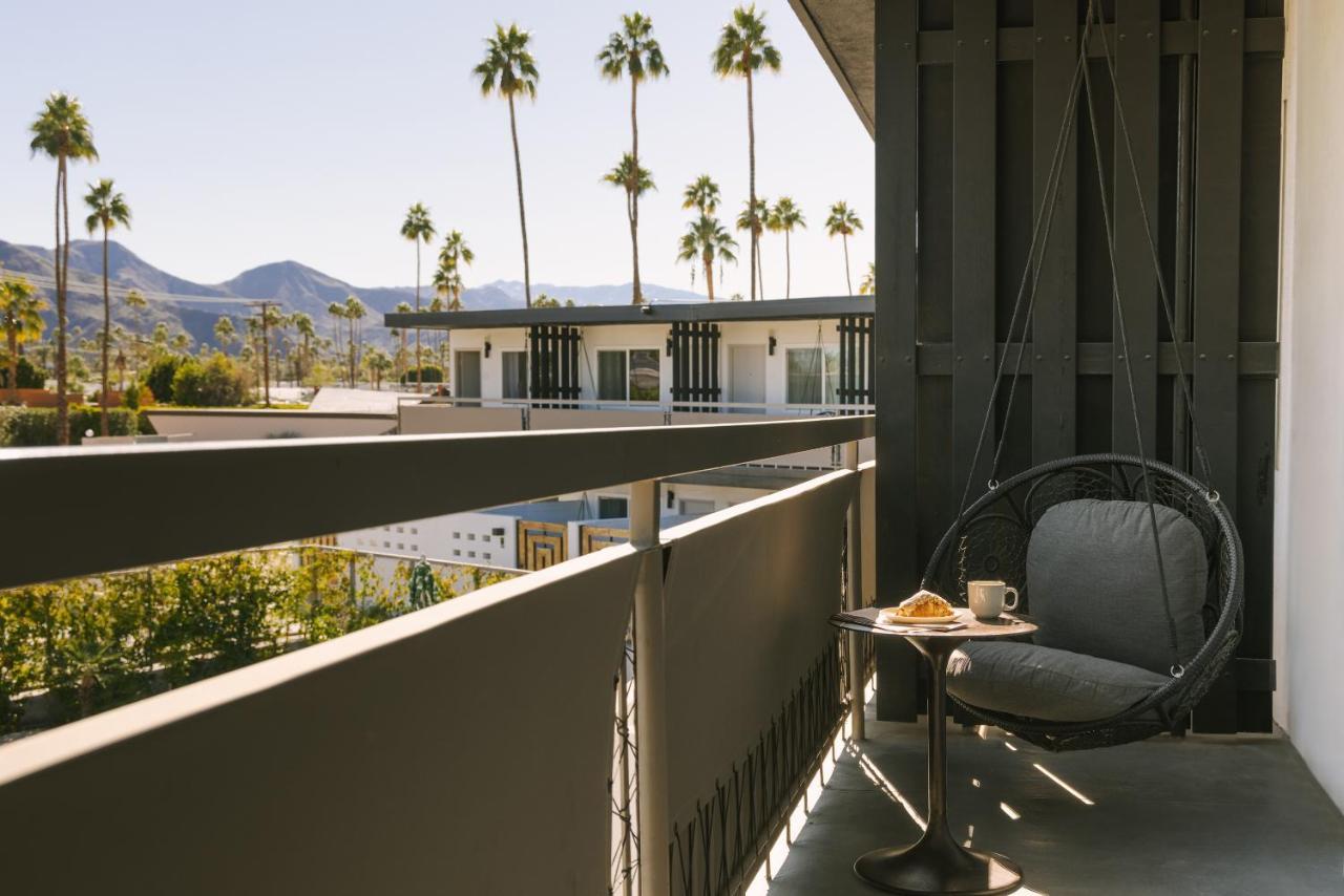 Hotel The V Powered By Sonder Palm Springs Exterior foto
