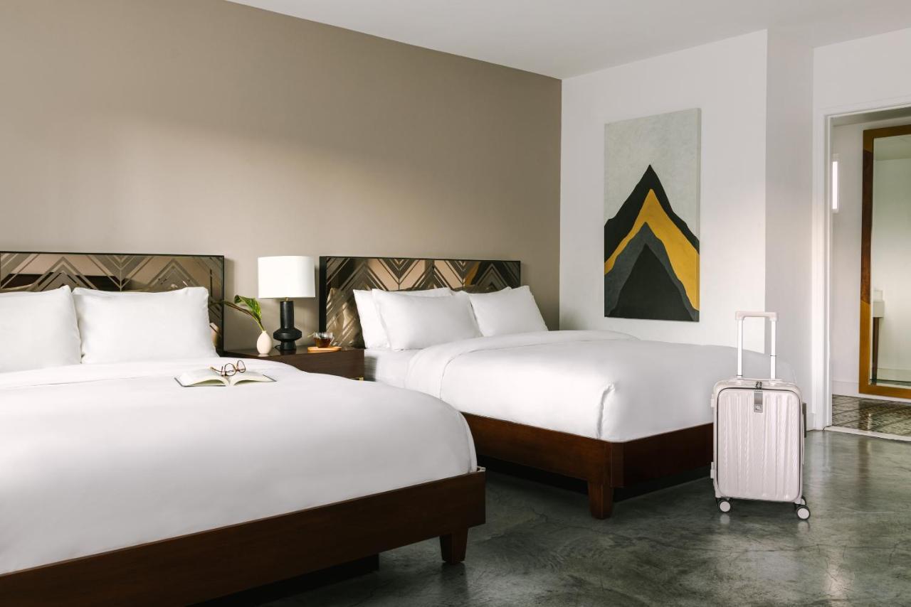 Hotel The V Powered By Sonder Palm Springs Exterior foto