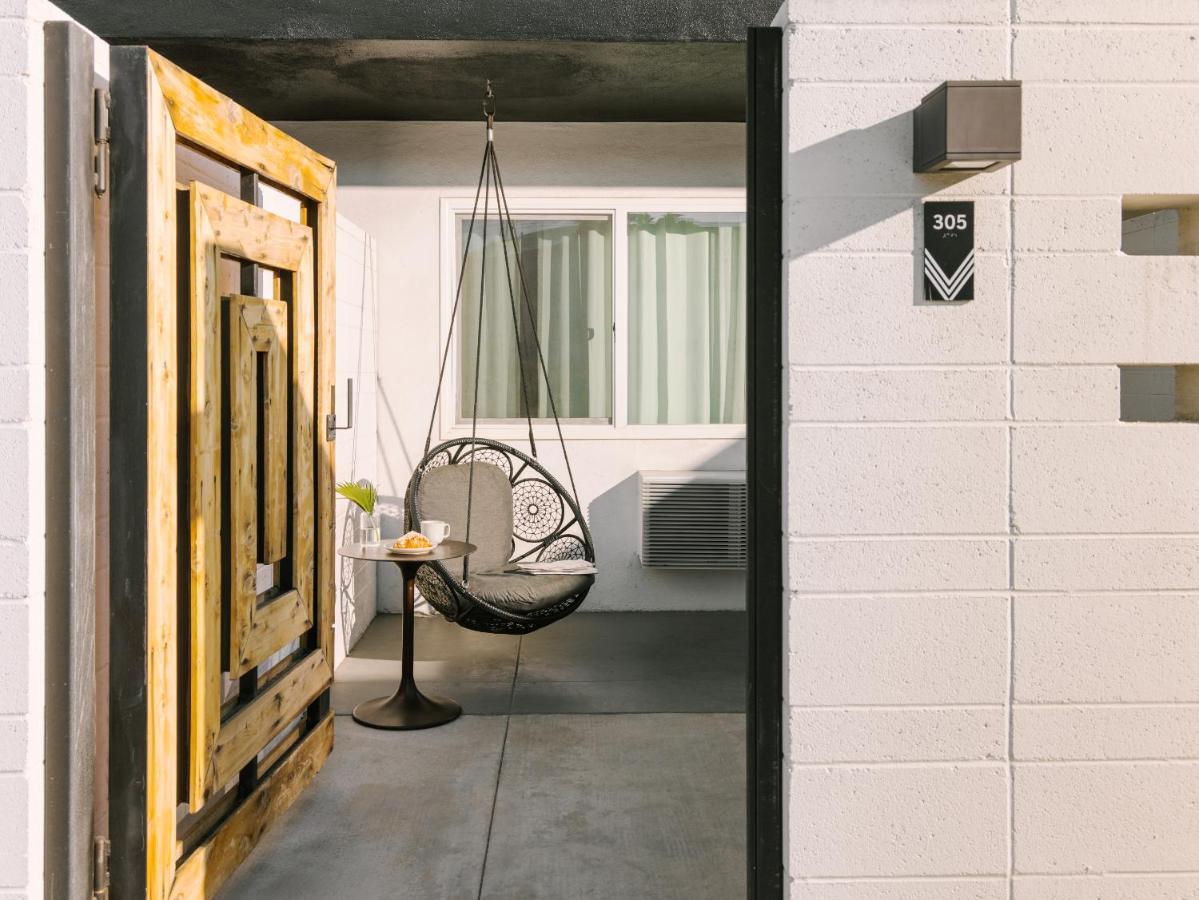 Hotel The V Powered By Sonder Palm Springs Exterior foto