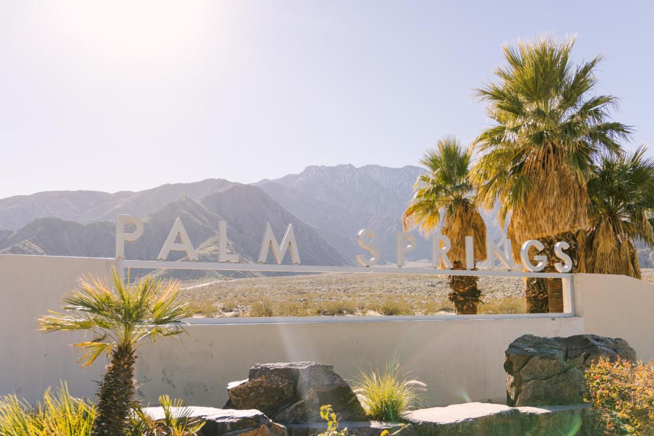 Hotel The V Powered By Sonder Palm Springs Exterior foto